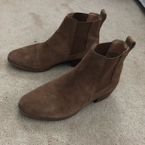 Steve Madden Dover Chelsea Bootie